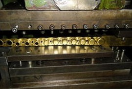 連續(xù)模的設(shè)計(jì)應(yīng)該遵循哪幾個(gè)原則