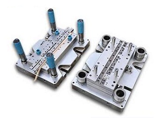 1523515900798705.jpg 級進(jìn)模